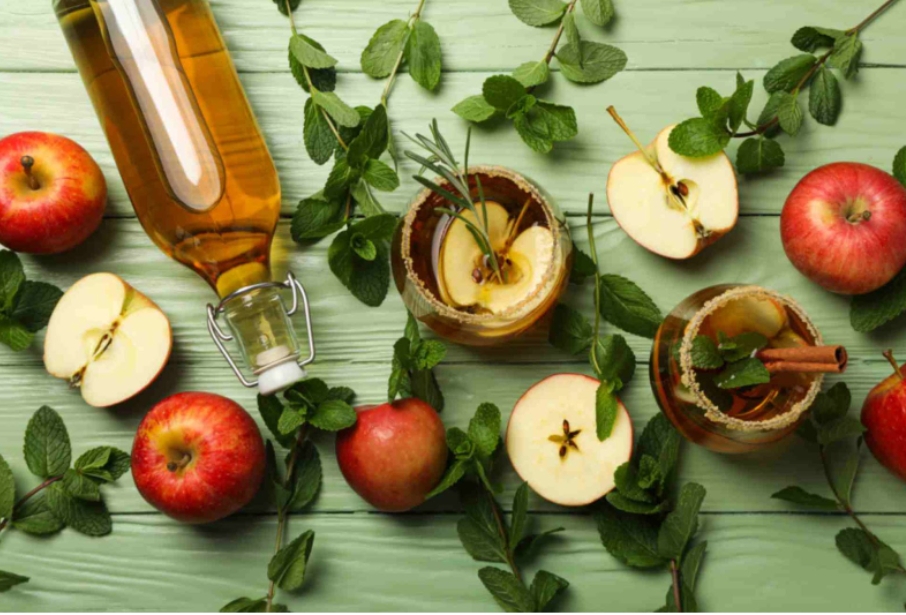 Top 7 Apple Cider Vinegar Uses for Skin and Hair Care